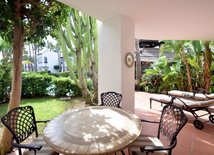 Terrassa de Apartament en venda en Marbella amb Aire condicionat, Jardí privat i Terrassa