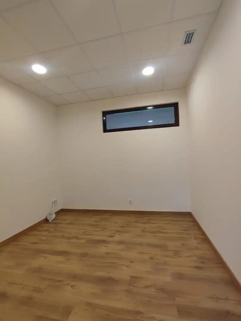 Oficina de alquiler en Gijón  con Aire acondicionado y Calefacción