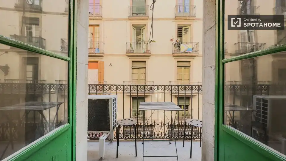 Flat with terrace to rent in Ciutat Vella, imagen 19