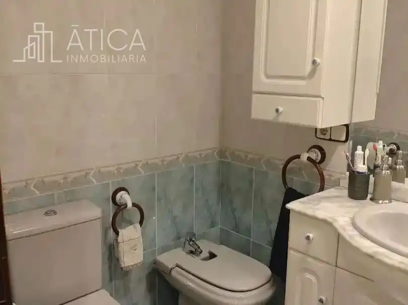 Badezimmer von Wohnung zur Miete in Chinchibarra - Capuchinos