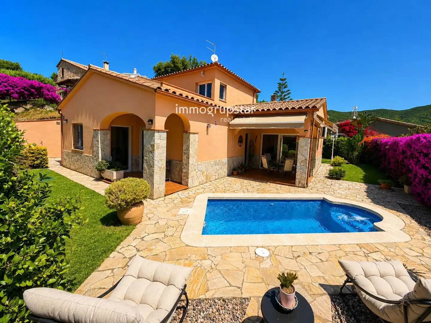 Vista exterior de Casa o chalet en venta en Calonge i Sant Antoni con Calefacción, Piscina y Amueblado