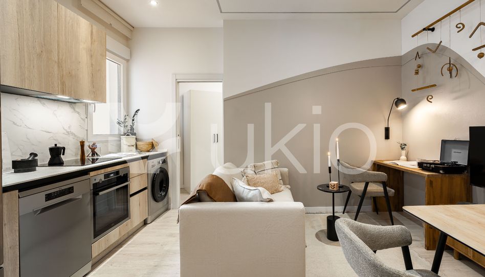 Apartamento de alquiler en Calle de Treviño, Ríos Rosas - Nuevos Ministerios - Imagen 3