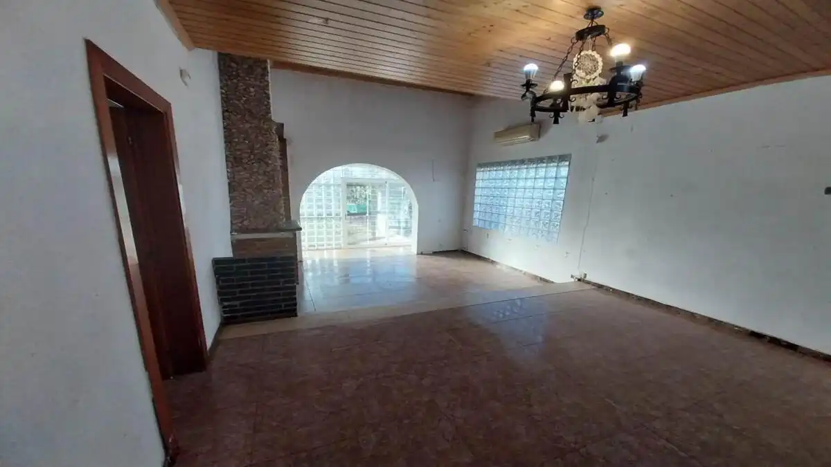 Chalet en venta en CL ROSSINYOL 8, imagen 3