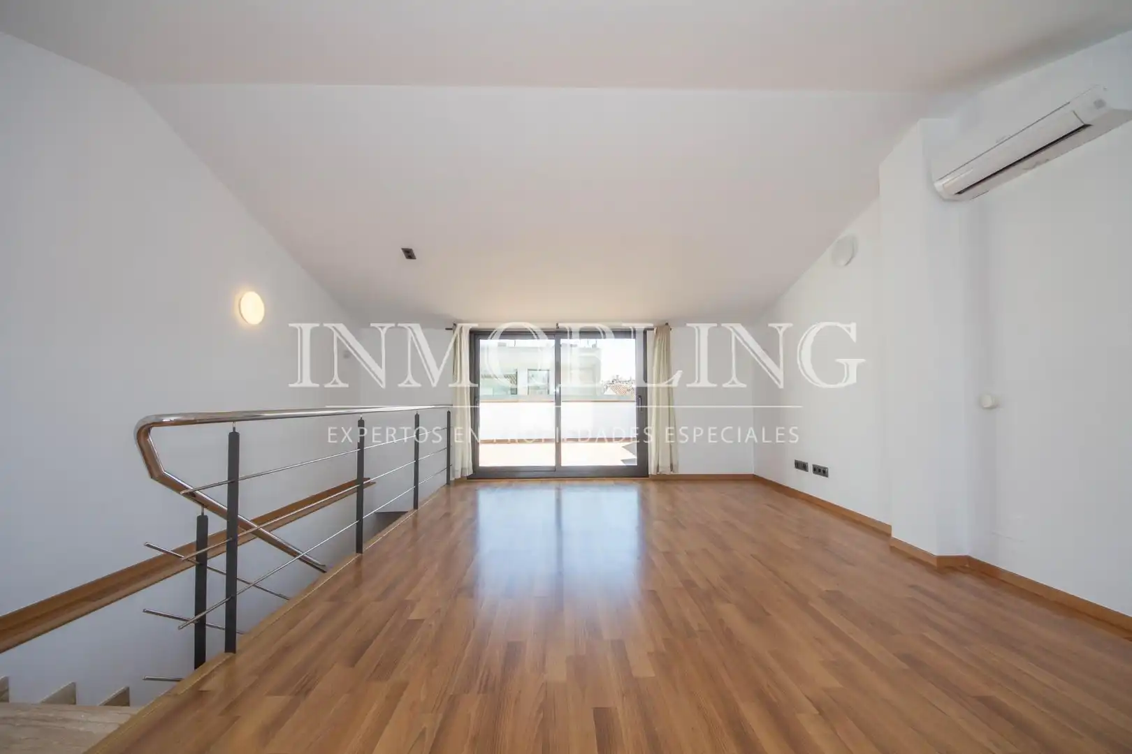 Sala de estar de Piso de alquiler en Mataró con Aire acondicionado, Calefacción y Parquet