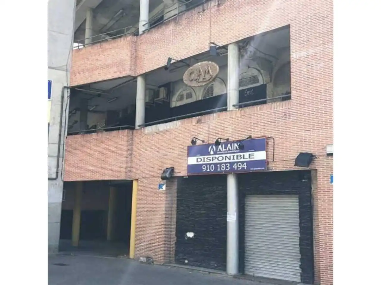 Exterior view of Commercial properties for sale in Leganés
