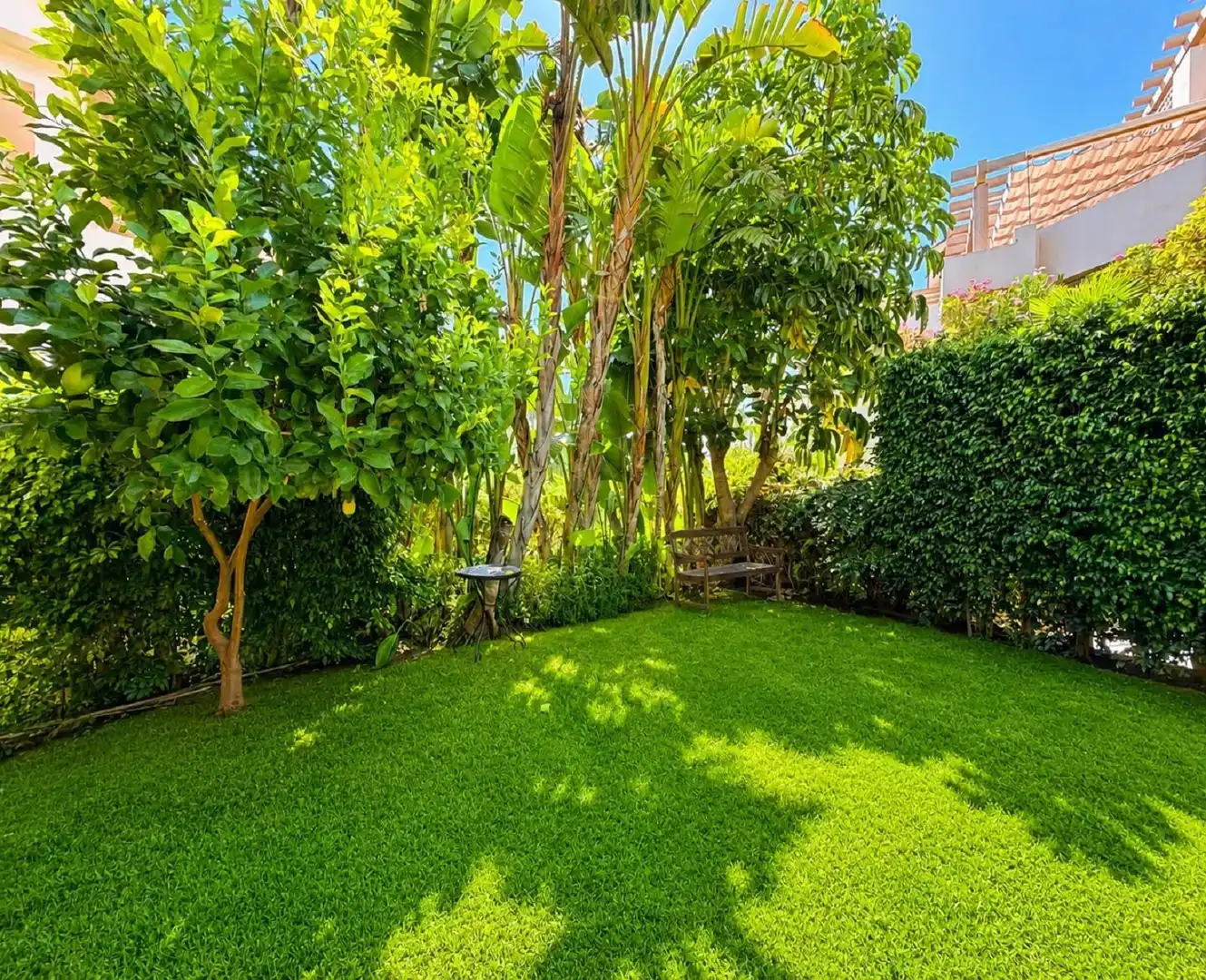 Jardí de Apartament en venda en Marbella amb Aire condicionat, Jardí privat i Terrassa