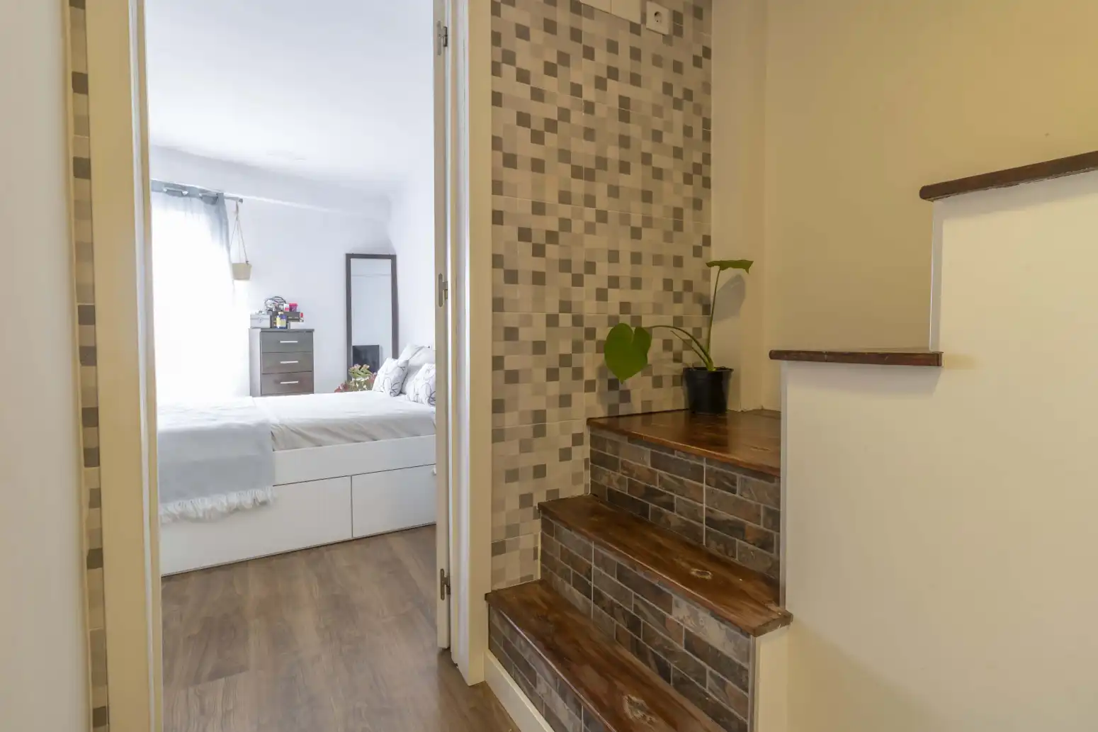 Detached homes for sale in Sevilla  with Air Conditioner
