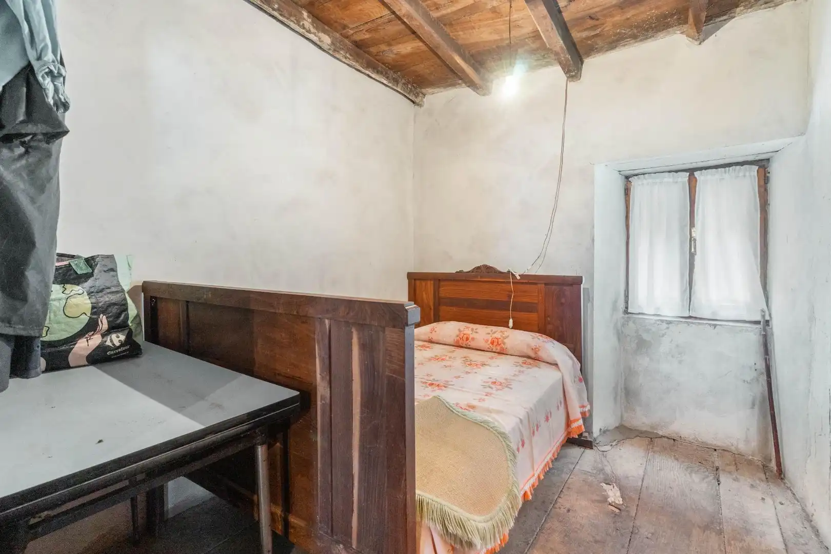 Dormitori de Casa o xalet en venda en Illano
