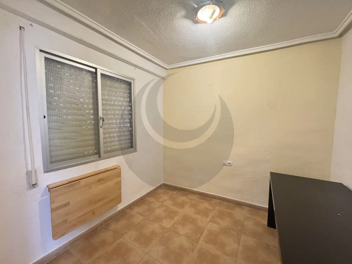 Piso en venta en Chiva con Balcón