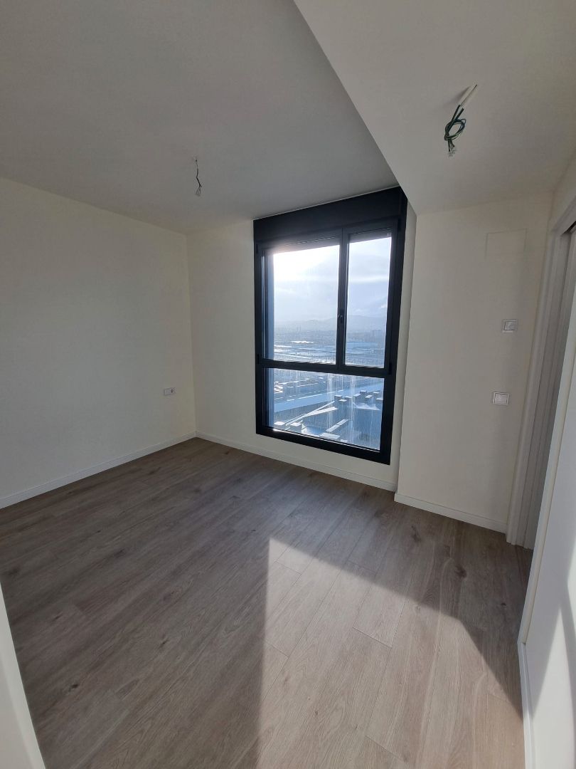 Bedroom of Flat to rent in Badalona  with Air Conditioner