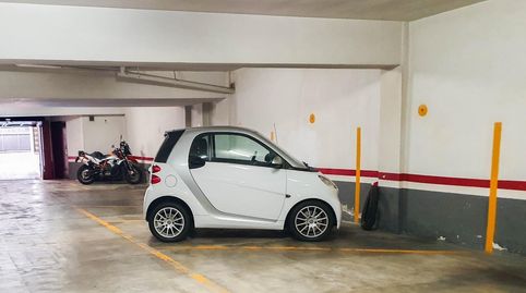 Foto 3 de Garaje de alquiler en El Putget i el Farró, Barcelona Capital