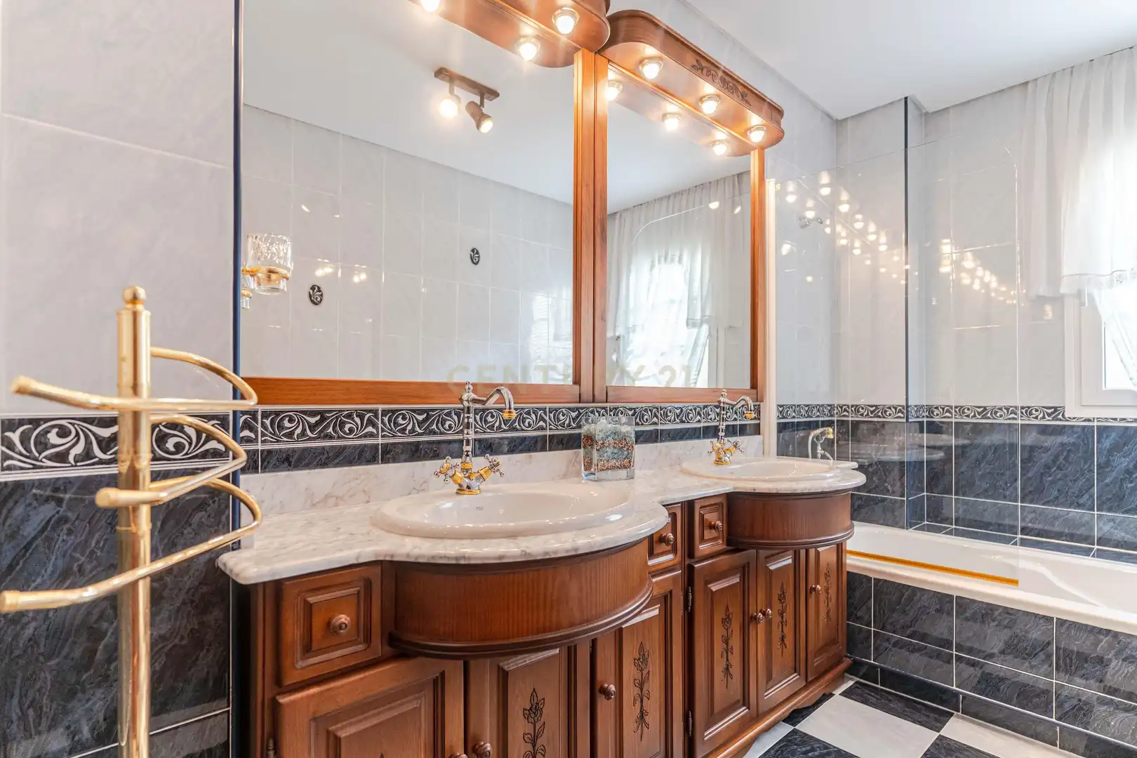 Bathroom of Houses for sale in Vélez de Benaudalla  with Private garden