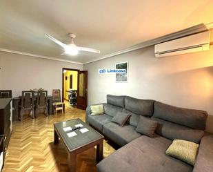 Living room of Flat for sale in Fuenlabrada  with Air Conditioner and Terrace