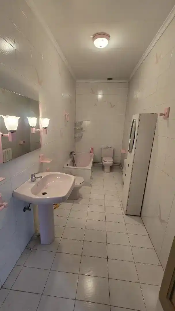 Baño de Piso en venta en Villanueva de la Jara, Cuenca