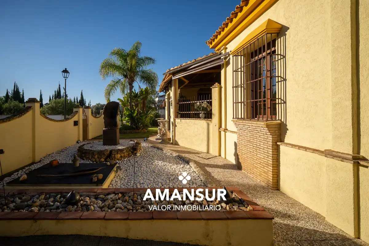 Chalet con piscina en venta en Avenida del Almendro, imagen 113