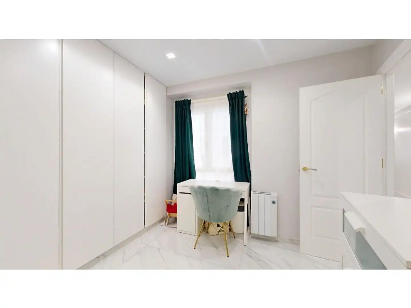 Habitación de Piso en venta en Tavernes de la Valldigna con Aire acondicionado