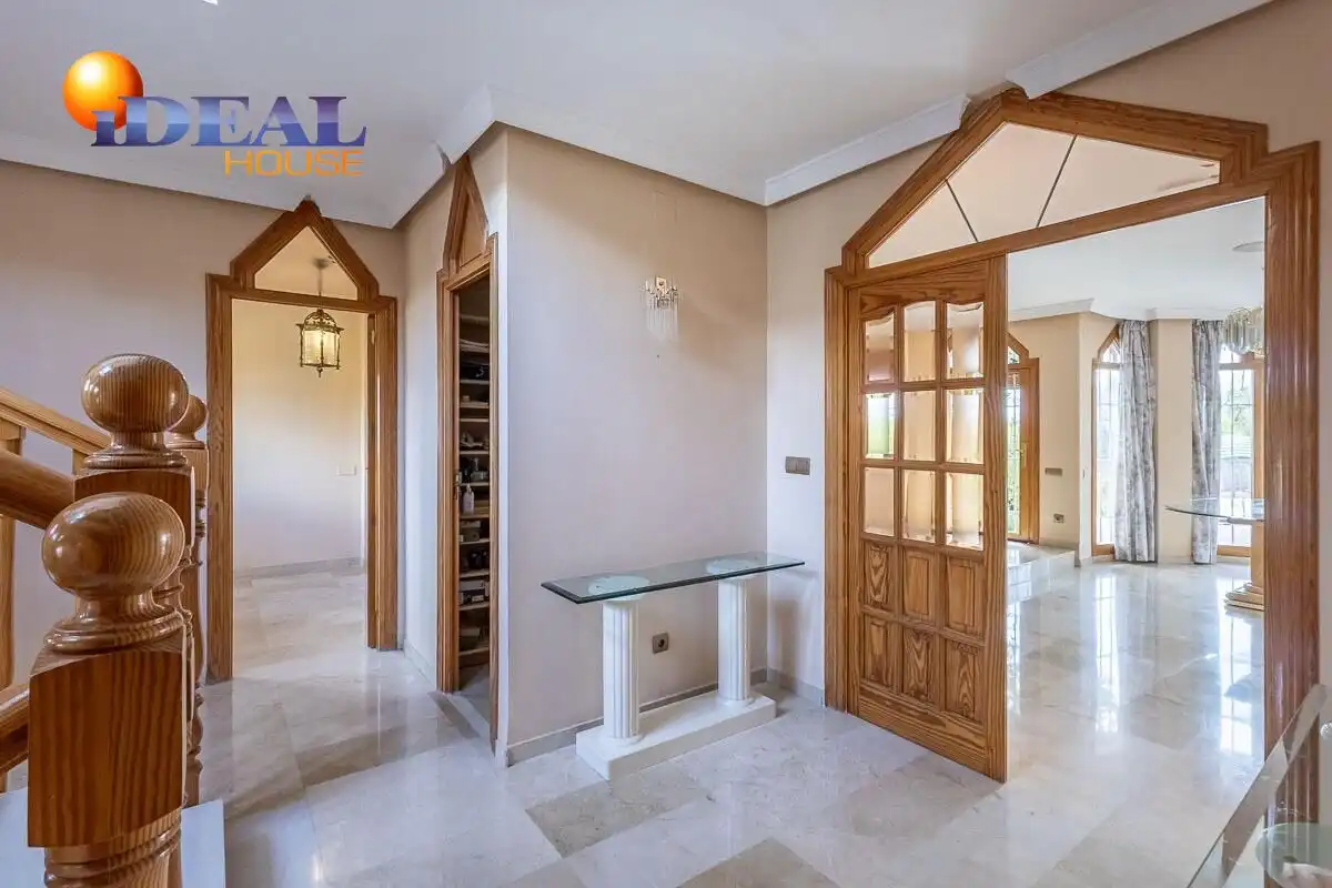 Casa con terrazza in vendita a Calle ARCES UR.MONTELUZ, imagen 12