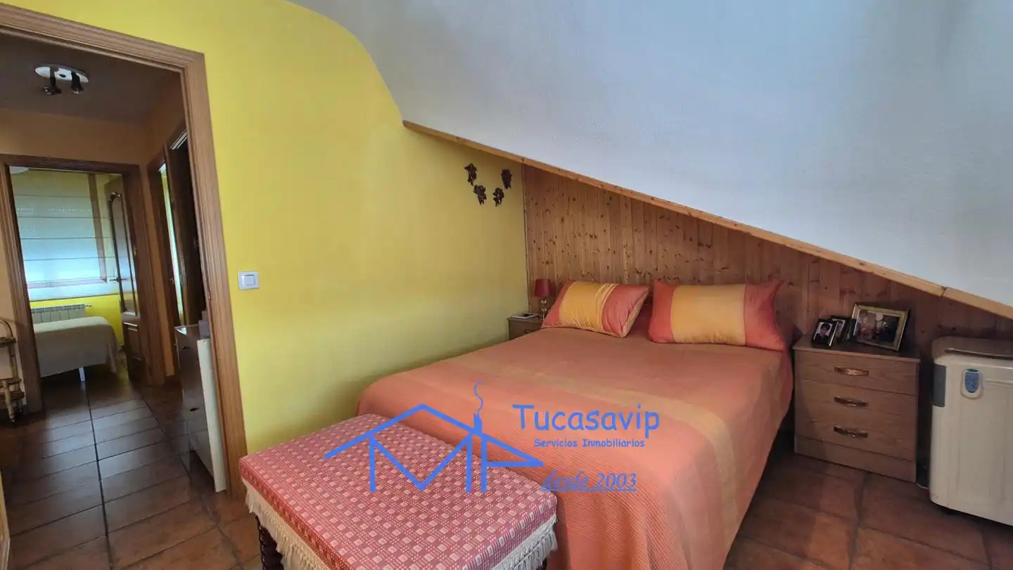 Habitación de Piso en venta en Pelayos de la Presa con Terraza y Piscina
