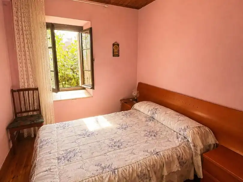 Dormitori de Casa o xalet en venda en Oseja de Sajambre