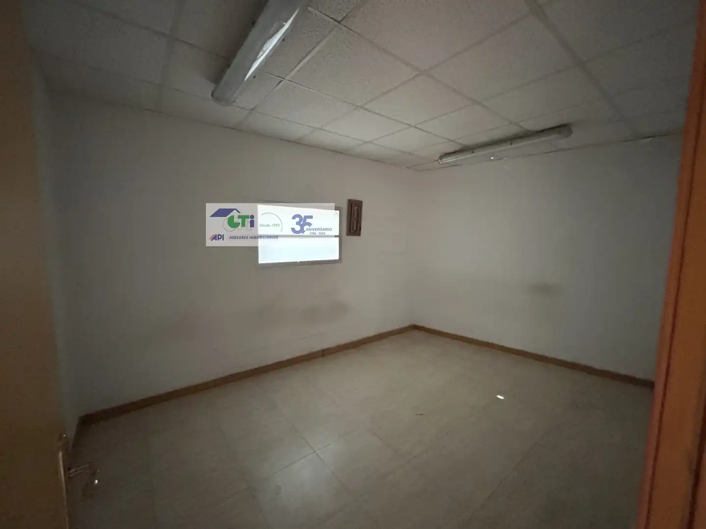 Nave industrial en venta en Alfajarín