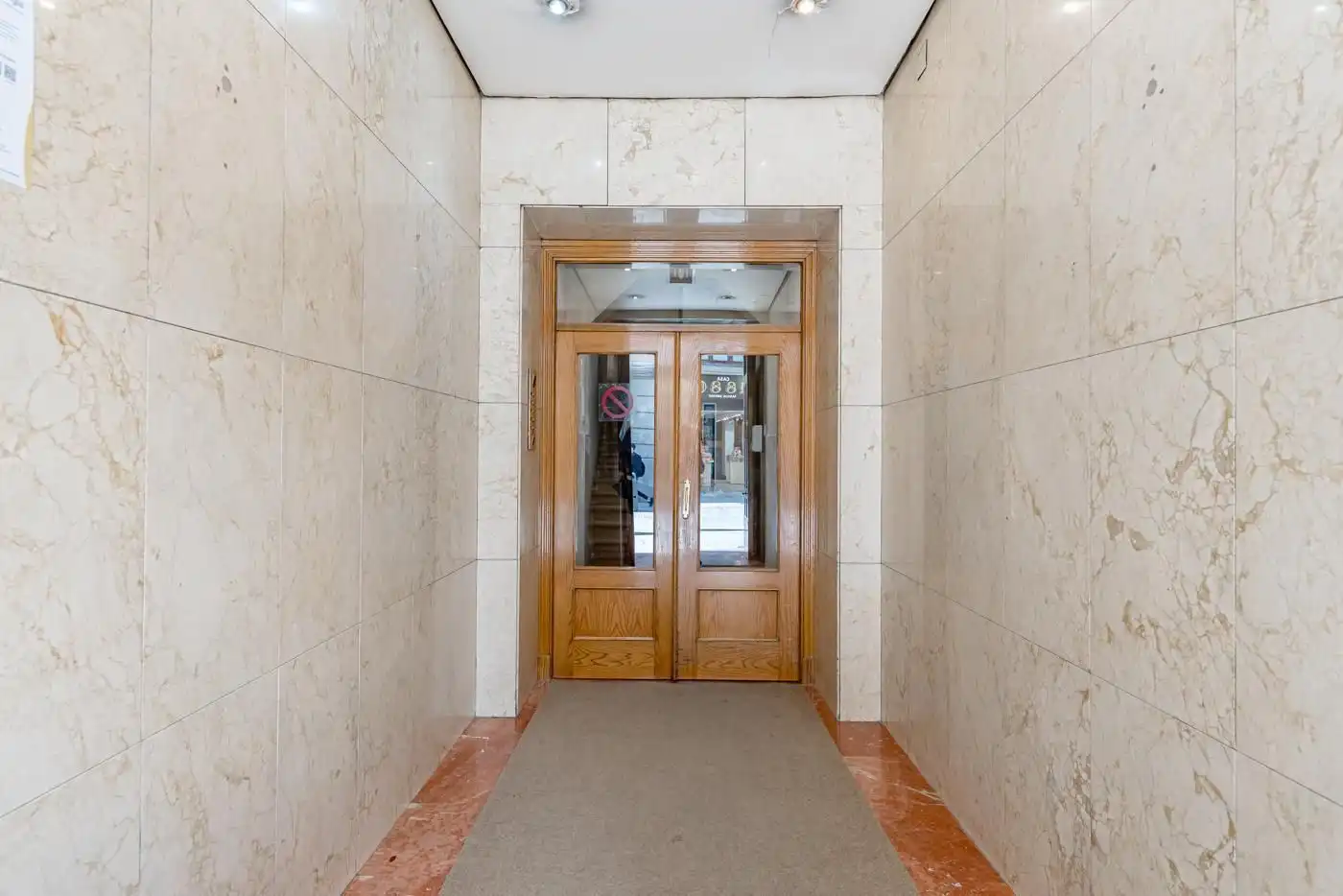 Wohnung zum Verkauf in Madrid mit Klimaanlage und Heizung