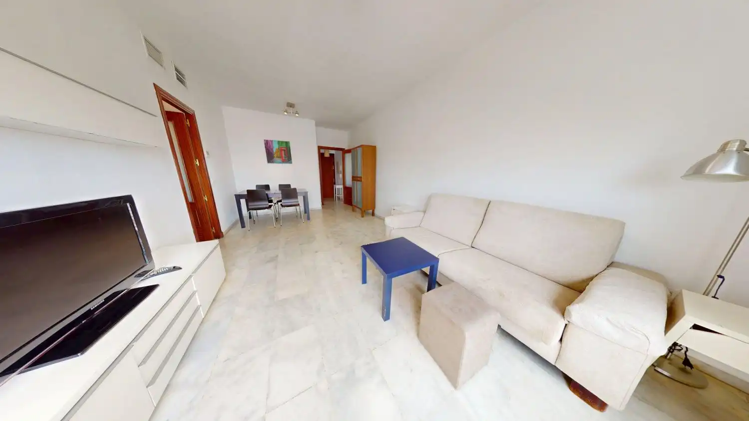 Living room of Flat for sale in Sevilla  with Air Conditioner and Storage room