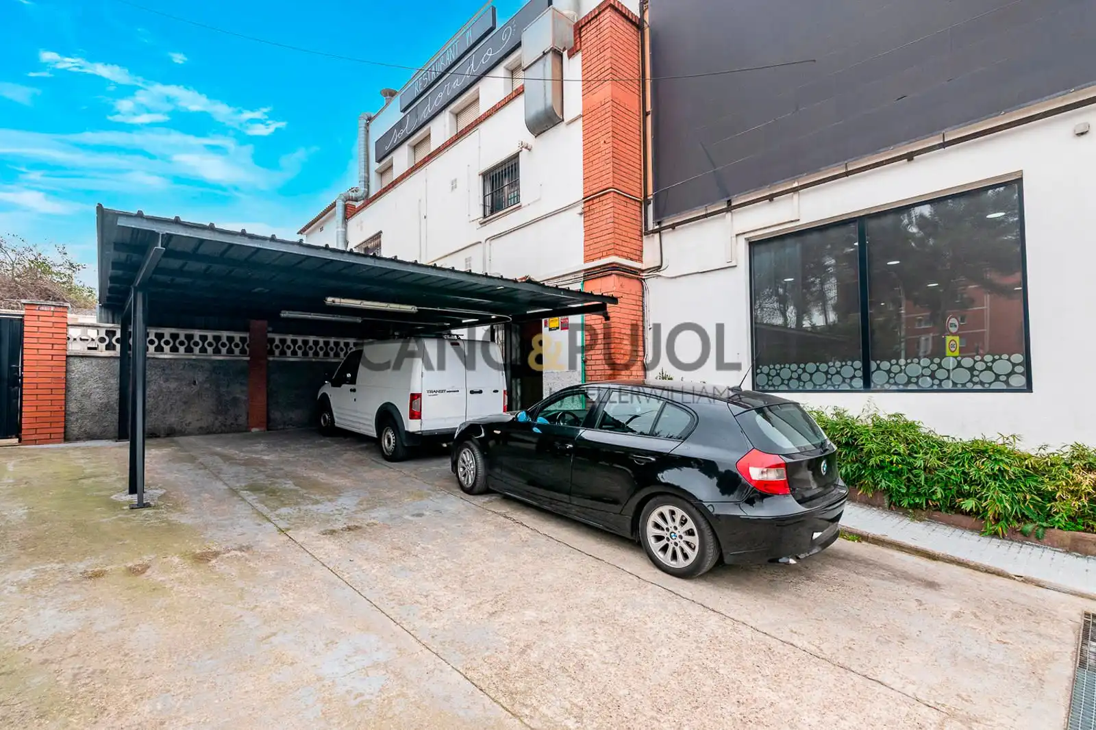 Parking of Buildings for sale in Rubí