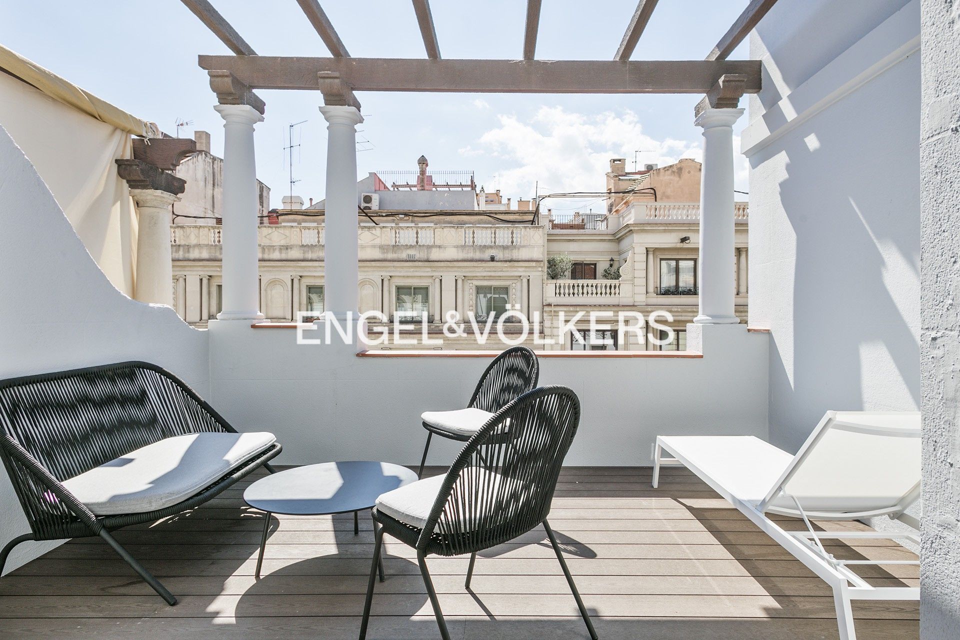 Terrace of Attic to rent in  Barcelona Capital  with Air Conditioner, Heating and Terrace