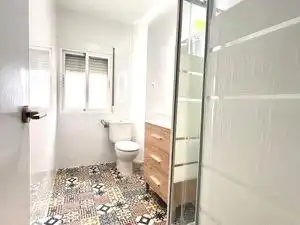 Baño de Planta baja de alquiler en Murcia con Aire acondicionado y Amueblado