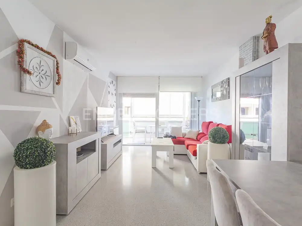 Living room of Flat for sale in Sant Vicenç de Montalt  with Air Conditioner, Heating and Balcony