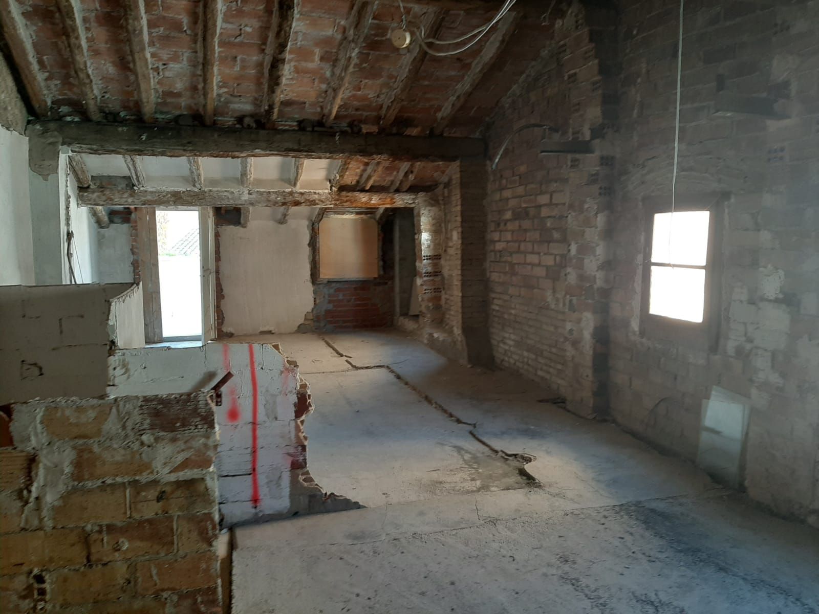 Casa adosada en venda en Linyola amb Terrassa, Balcó i Alarma