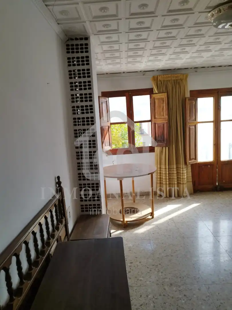 Bedroom of Houses for sale in Requena  with Terrace and Balcony