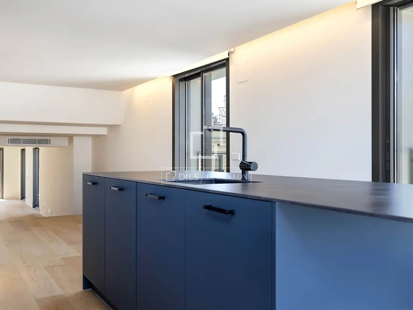 Kitchen of Attic for sale in Barcelona  with Air Conditioner, Terrace and Swimming Pool