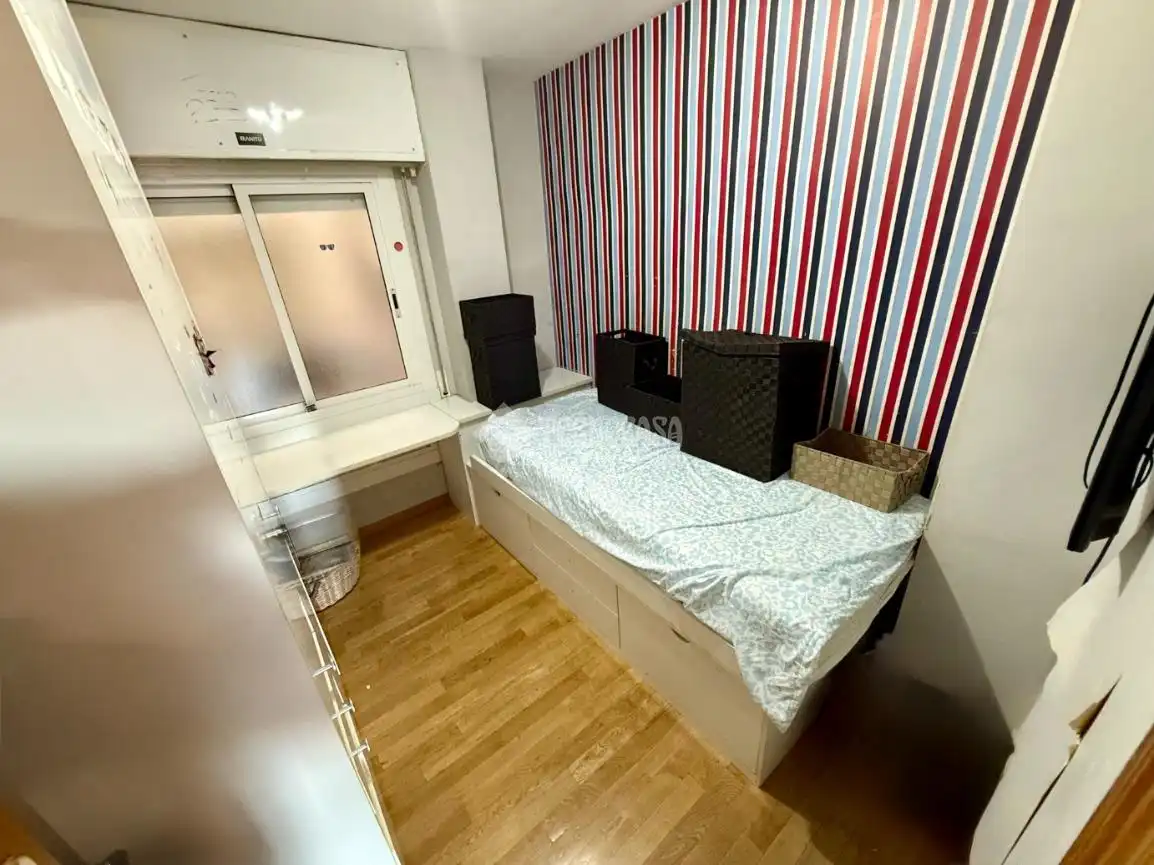 Schlafzimmer von Wohnung zum Verkauf in Barcelona mit Gemeinschaftspool