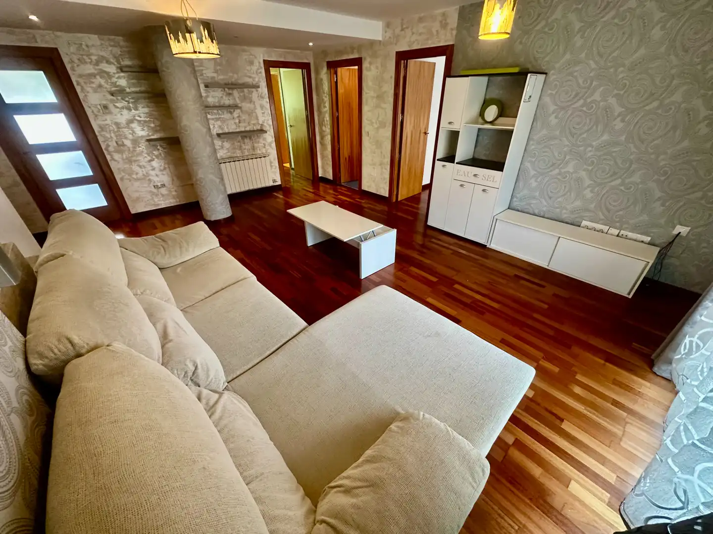 Living room of Apartments for rent in León Capital   with Heating, Parquet flooring and Terrace