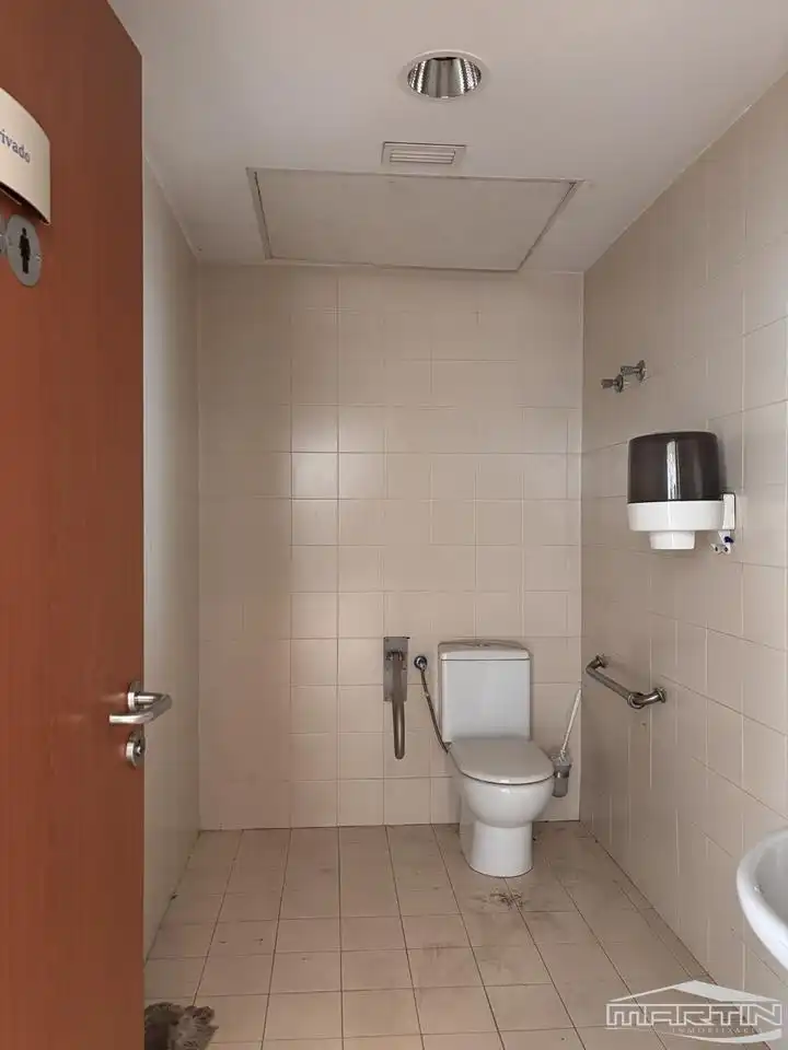 Baño de Local en venta en Lucena