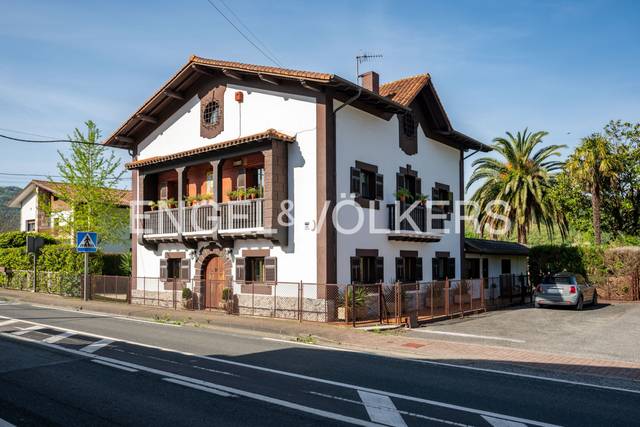 Casa-chalet en Alquiler en Aginaga Auzoa en Usurbil