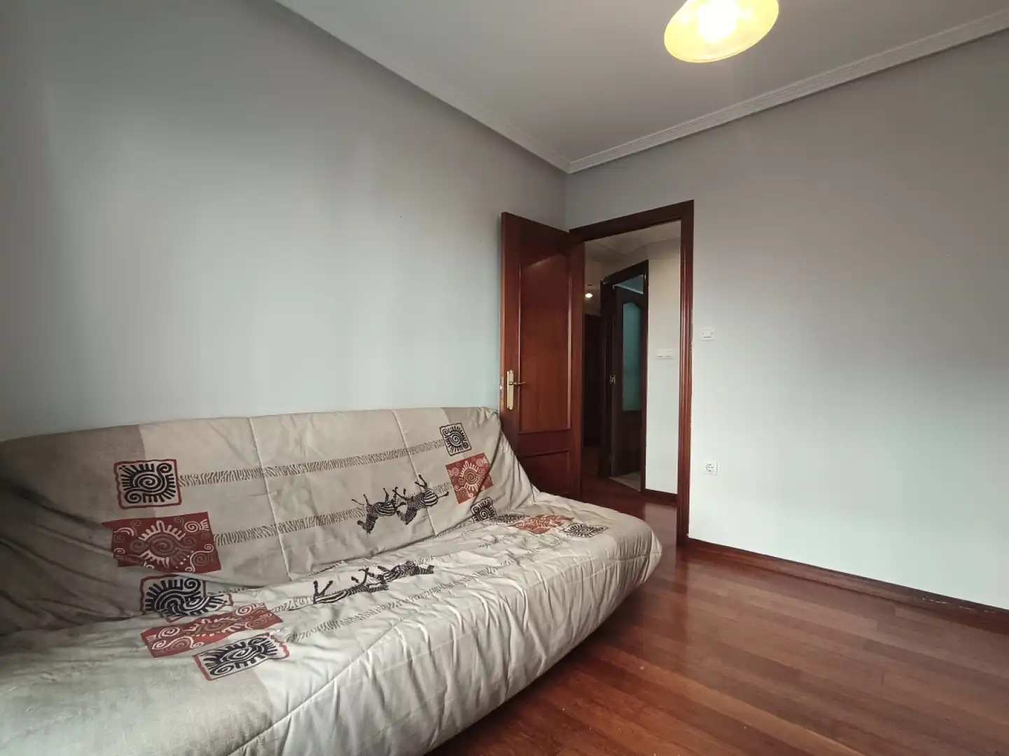 Flat for rent in Gijón - Avda. Constitución, Barrio del Centro