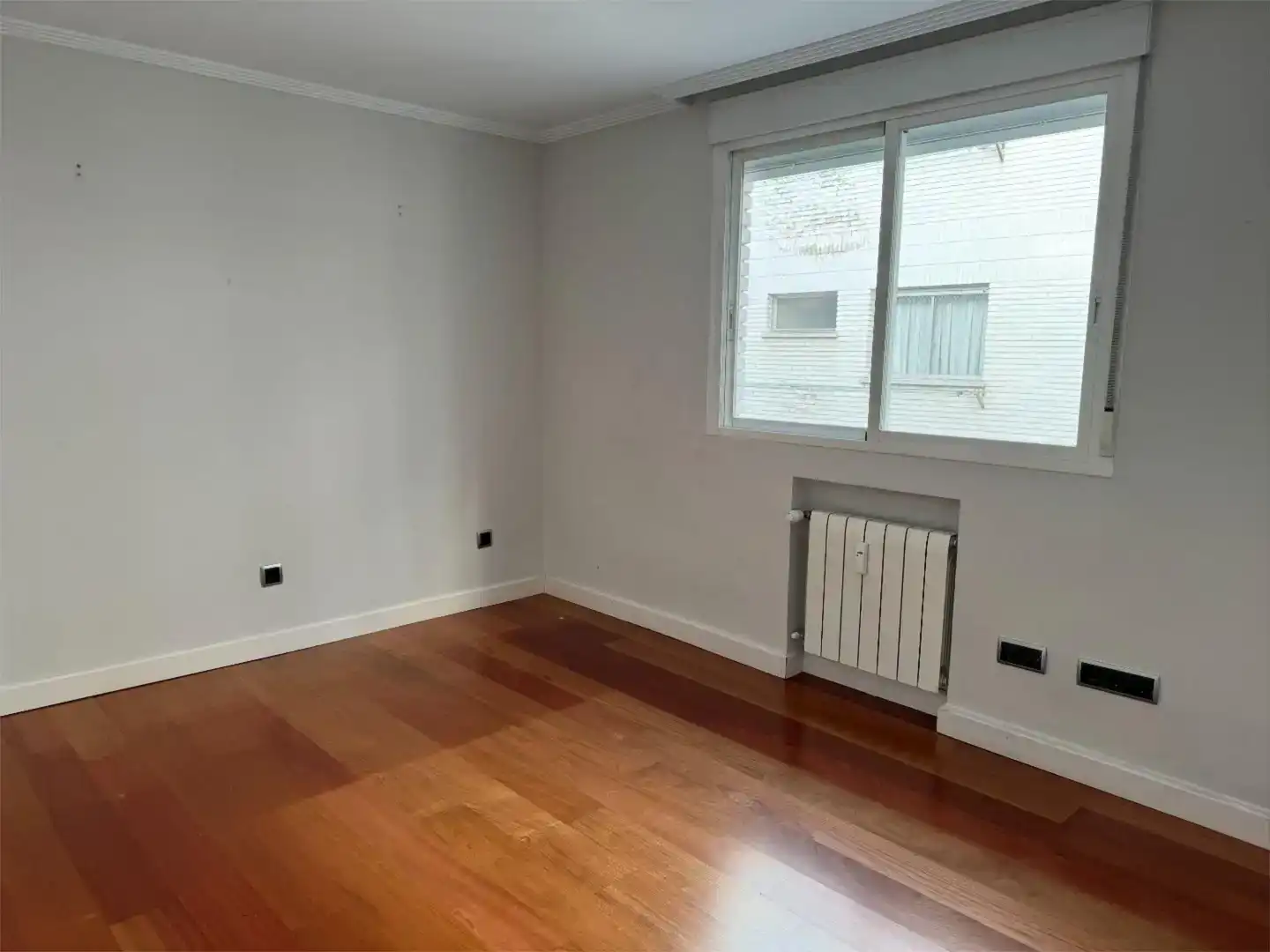 Habitación de Piso de alquiler en Madrid con Aire acondicionado, Jardín privado y Parquet