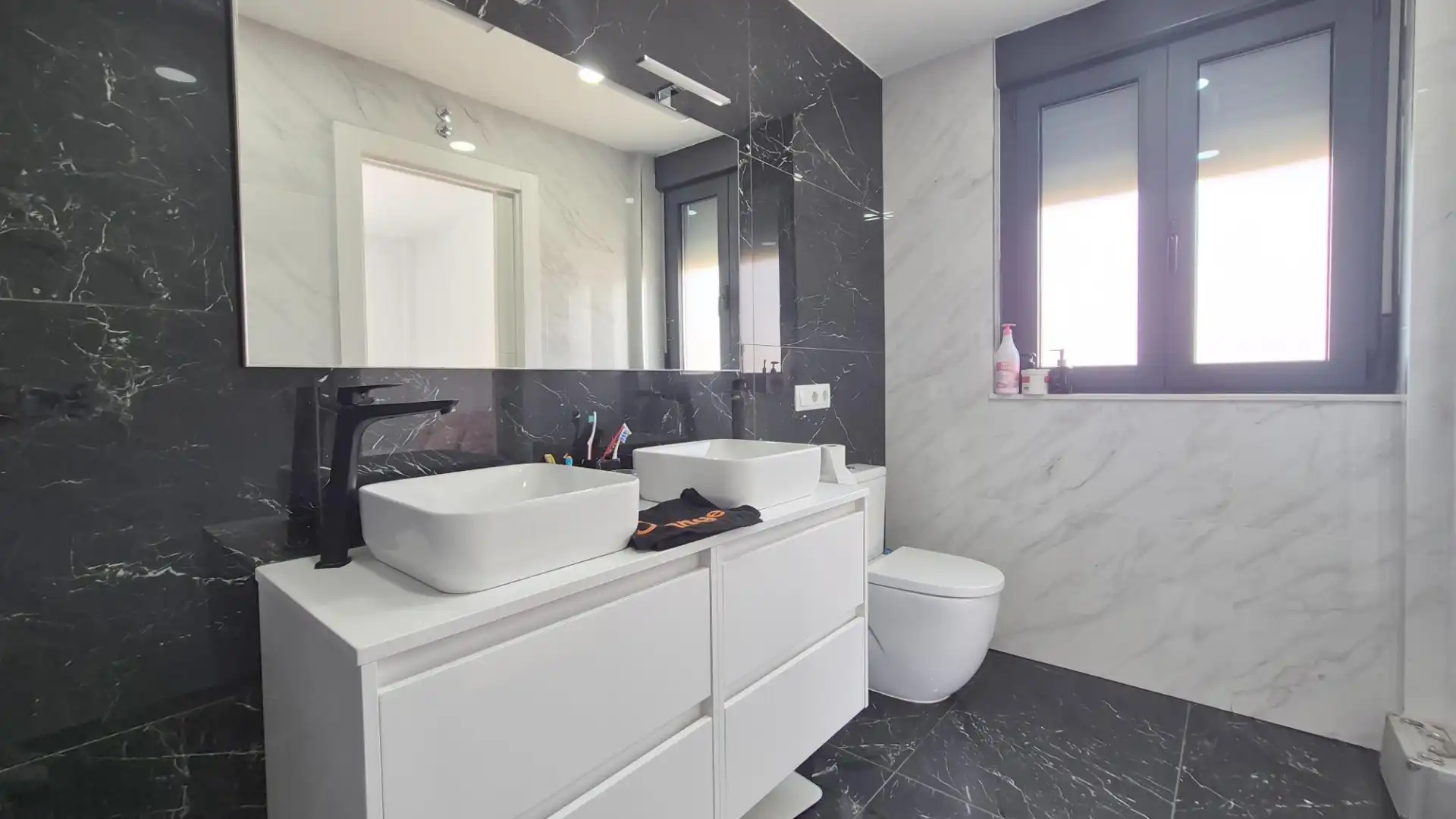Baño de Casa o chalet en venta en Carrascal de Barregas con Aire acondicionado, Calefacción y Jardín privado
