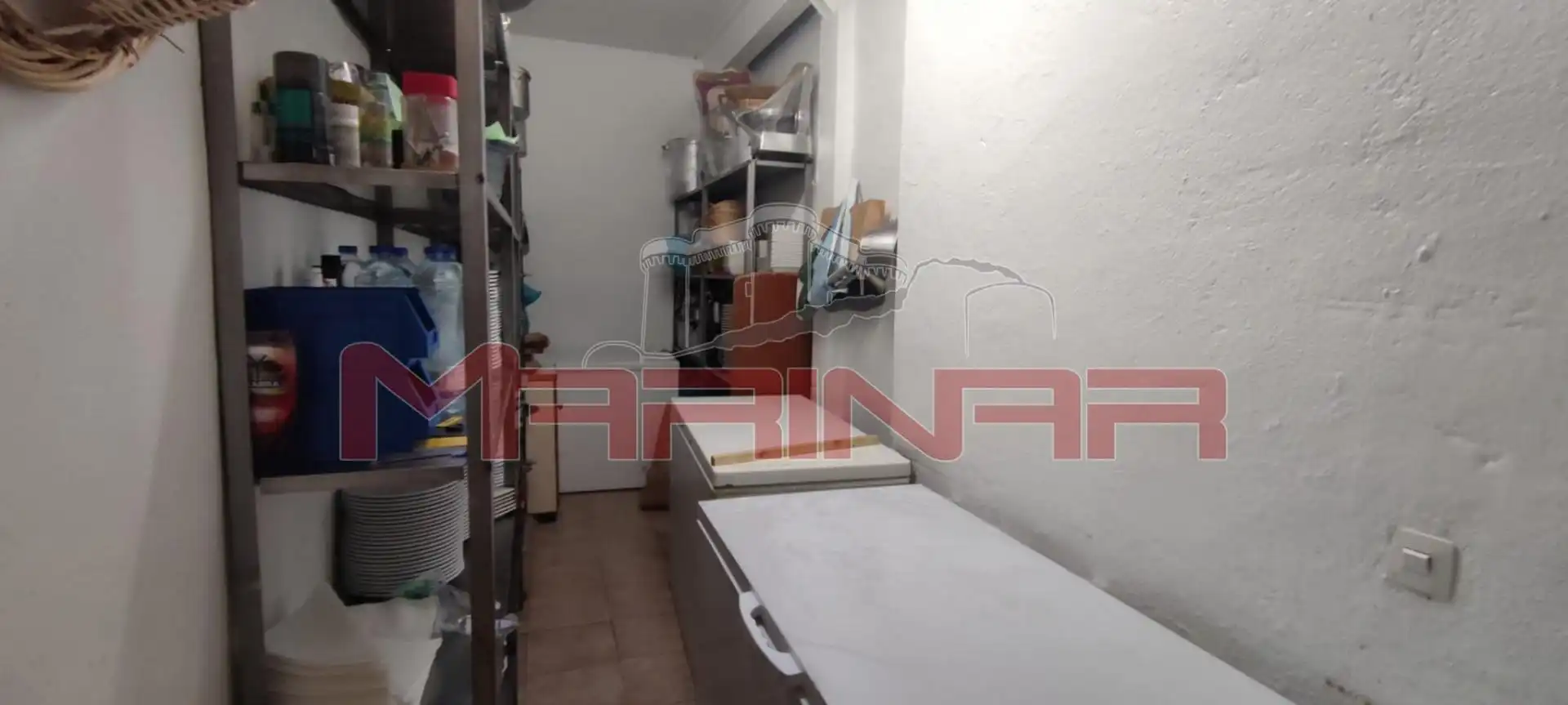 Cocina de Edificio en venta en Yeles