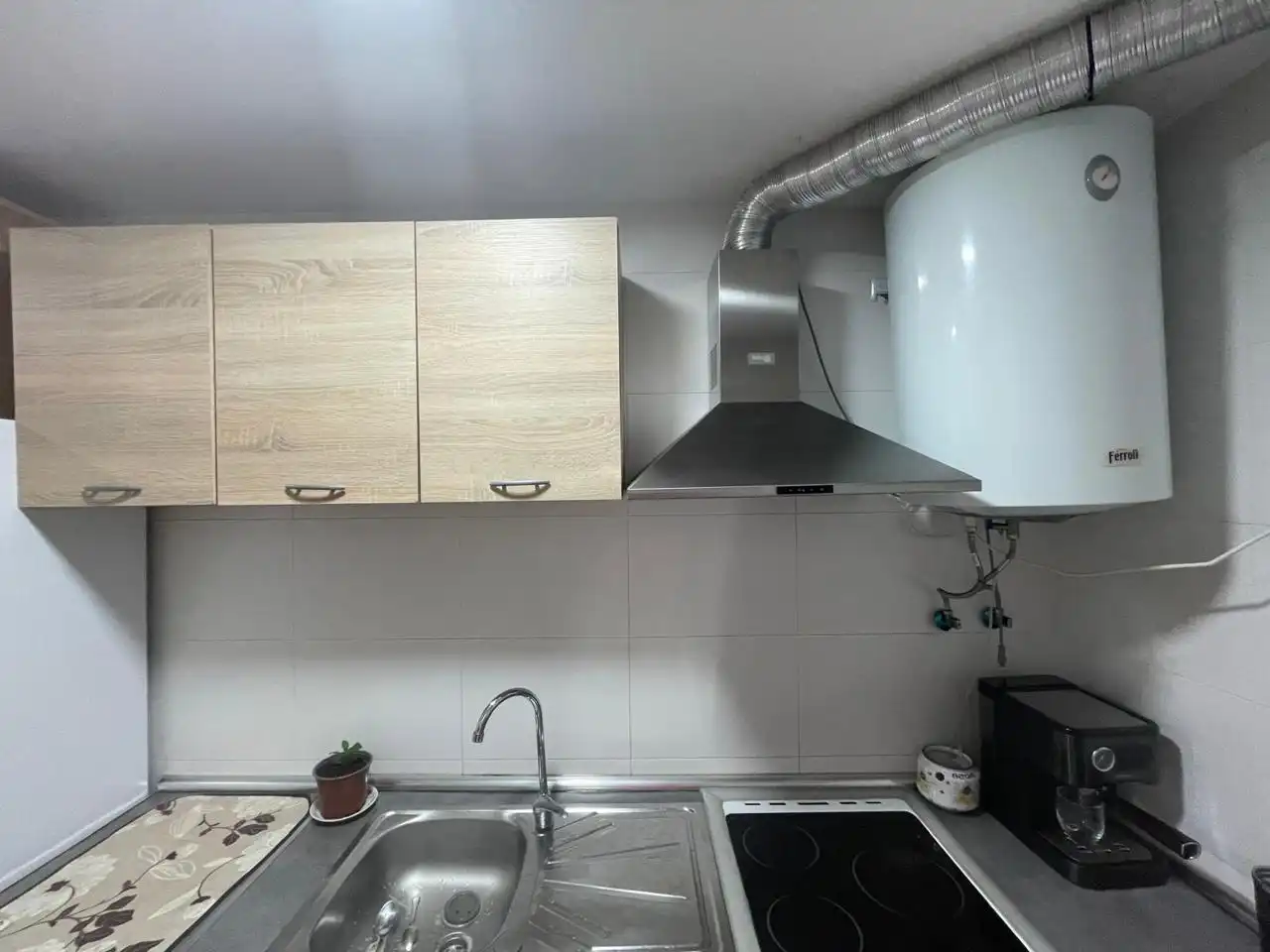 Cuina de Dúplex en venda en Piedralaves amb Terrassa, Moblat i Piscina comunitària