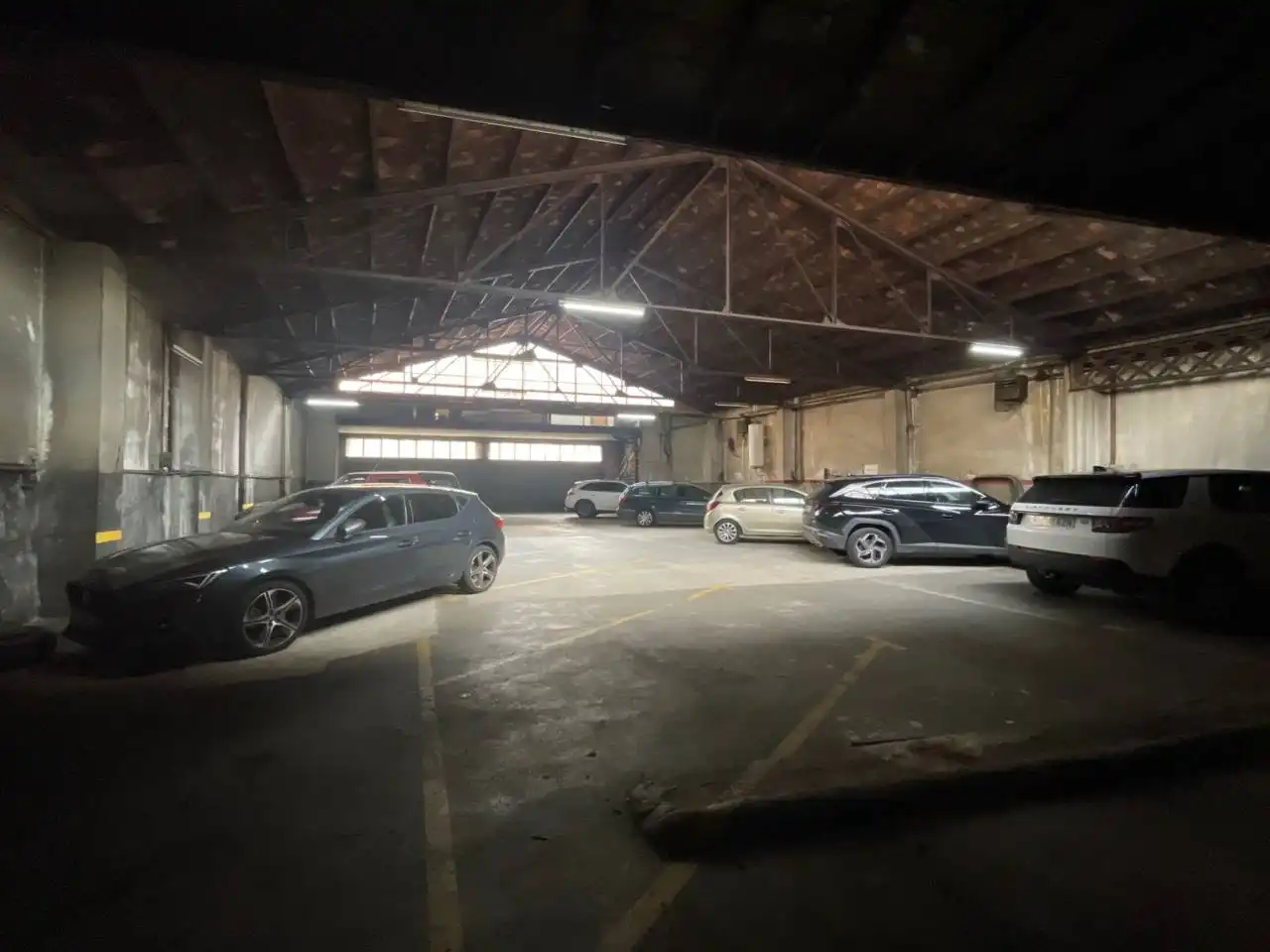 Parking of Houses for sale in Manlleu
