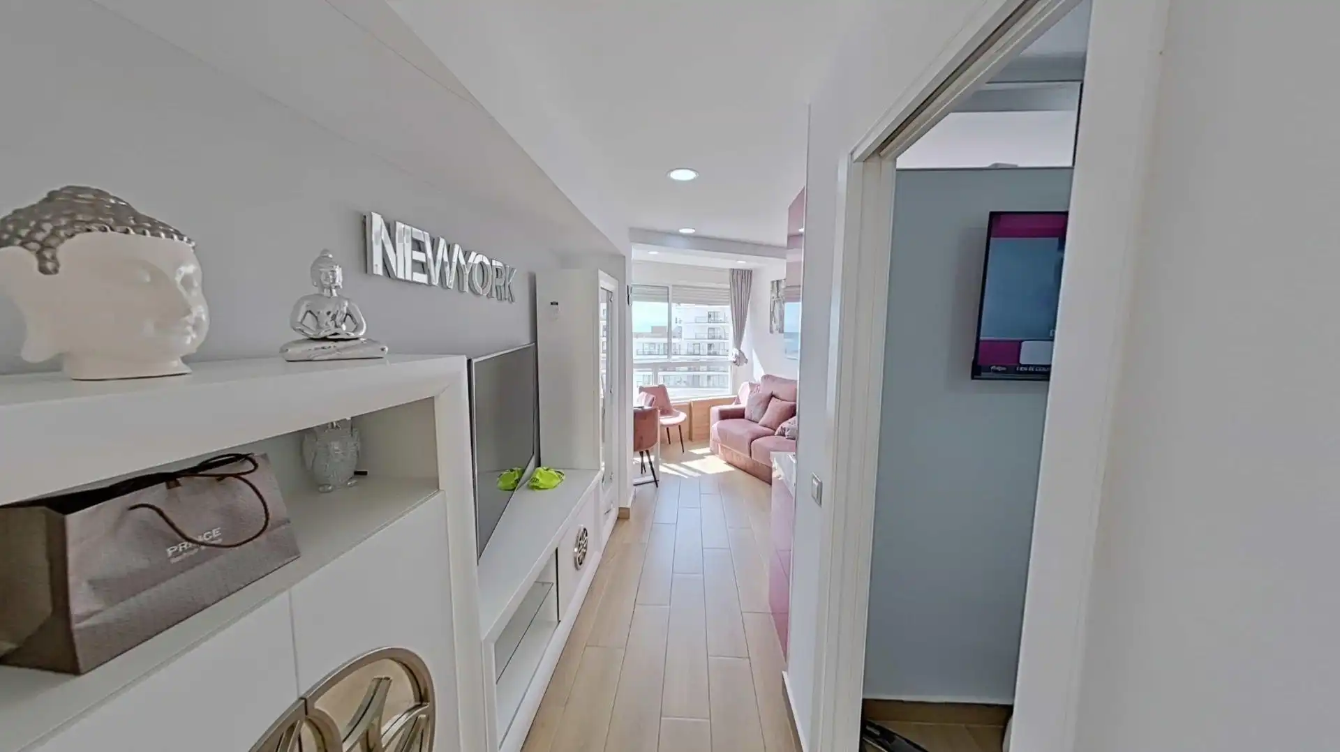 Apartamento con ascensor en venta en Puerto Marina, imagen 23