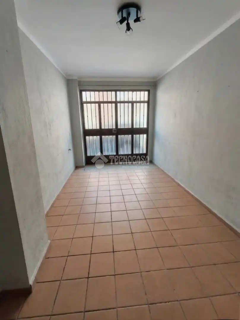 Casa adosada en venta en Marchena