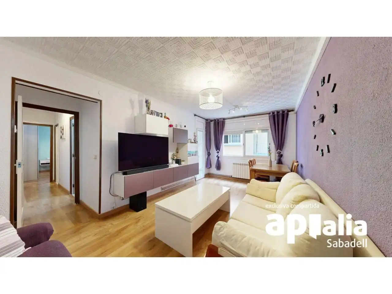 Sala de estar de Piso en venta en Cerdanyola del Vallès con Aire acondicionado, Calefacción y Parquet