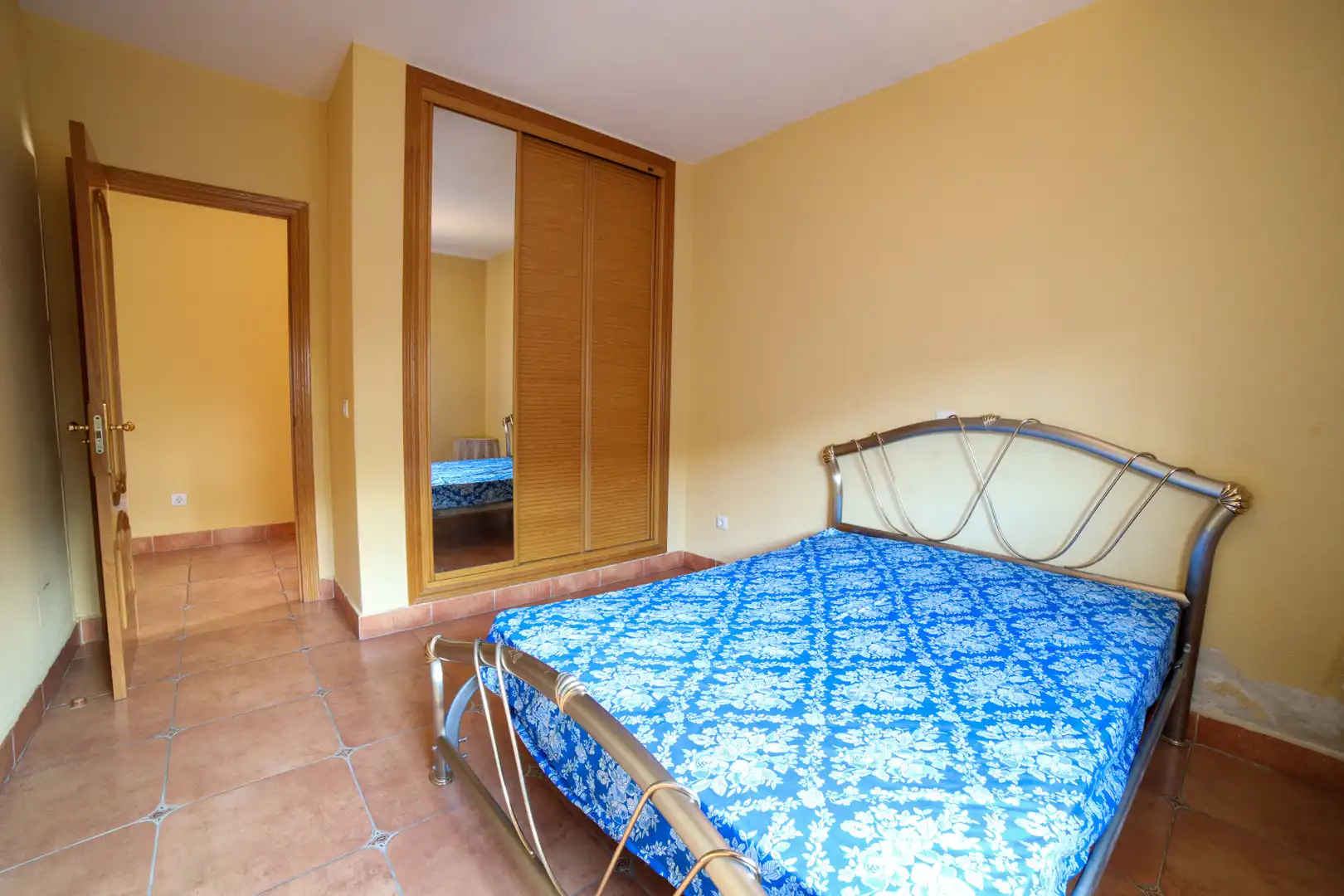 Dormitori de Casa o xalet en venda en Arroyomolinos (Madrid) amb Aire condicionat, Calefacció i Jardí privat