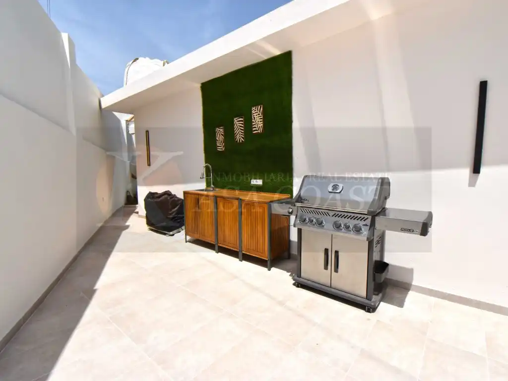 Terrace of Houses for sale in Fuengirola  with Air Conditioner, Private garden and Terrace