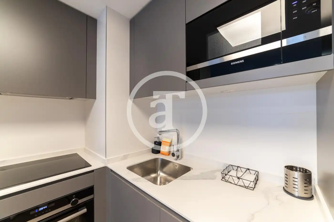 Flat for rent in Calle Alejandro Dumas, Imperial