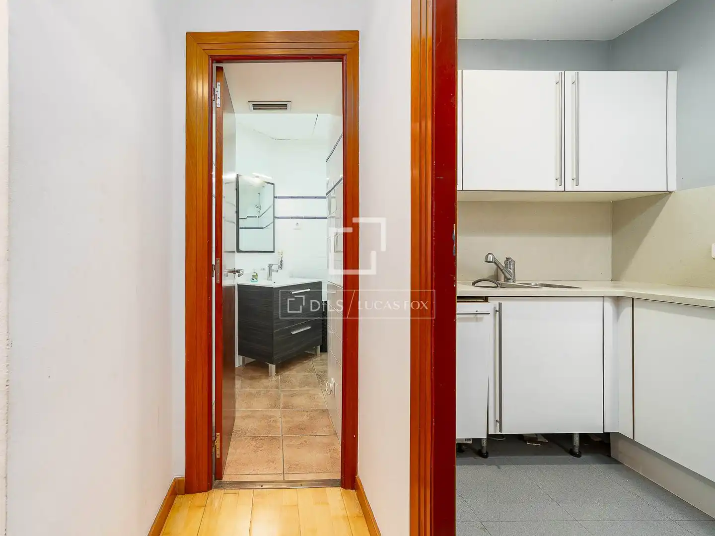 Wohnung zum Verkauf in Barcelona mit Klimaanlage und Heizung
